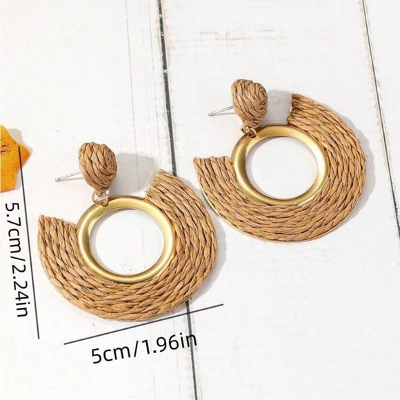 🌿 Boho Handmade Raffia Weaving Circle Shaped Earrings - Wicker - Picture 5 of 7